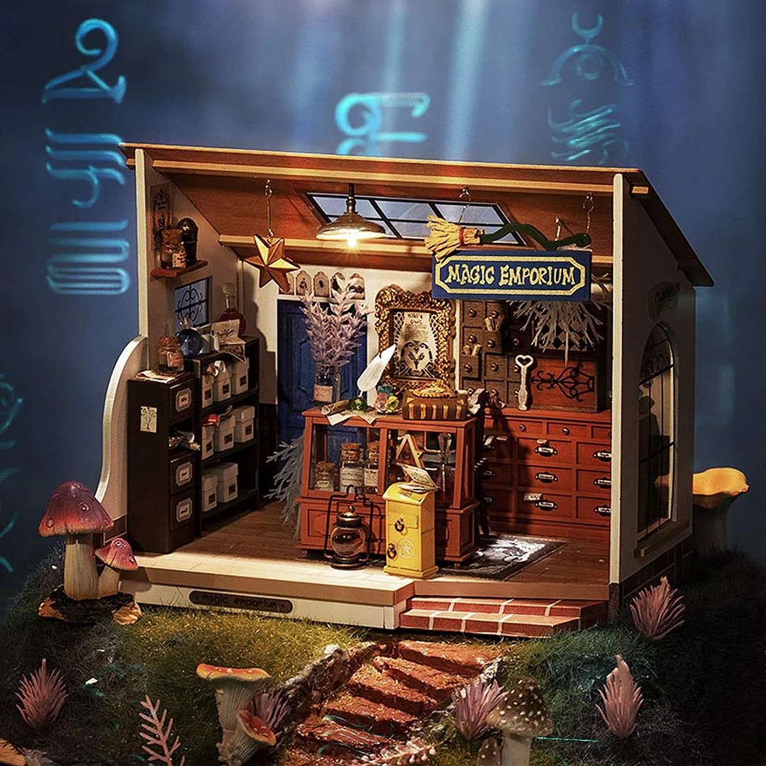 Alternative view of Pravalia Magica a lui Kiki - Casuta in Miniatura DIY 3D - 148 Piese