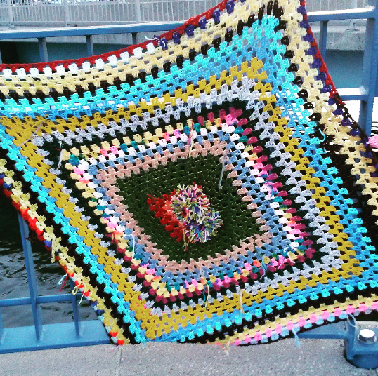 Yarnbomb 4