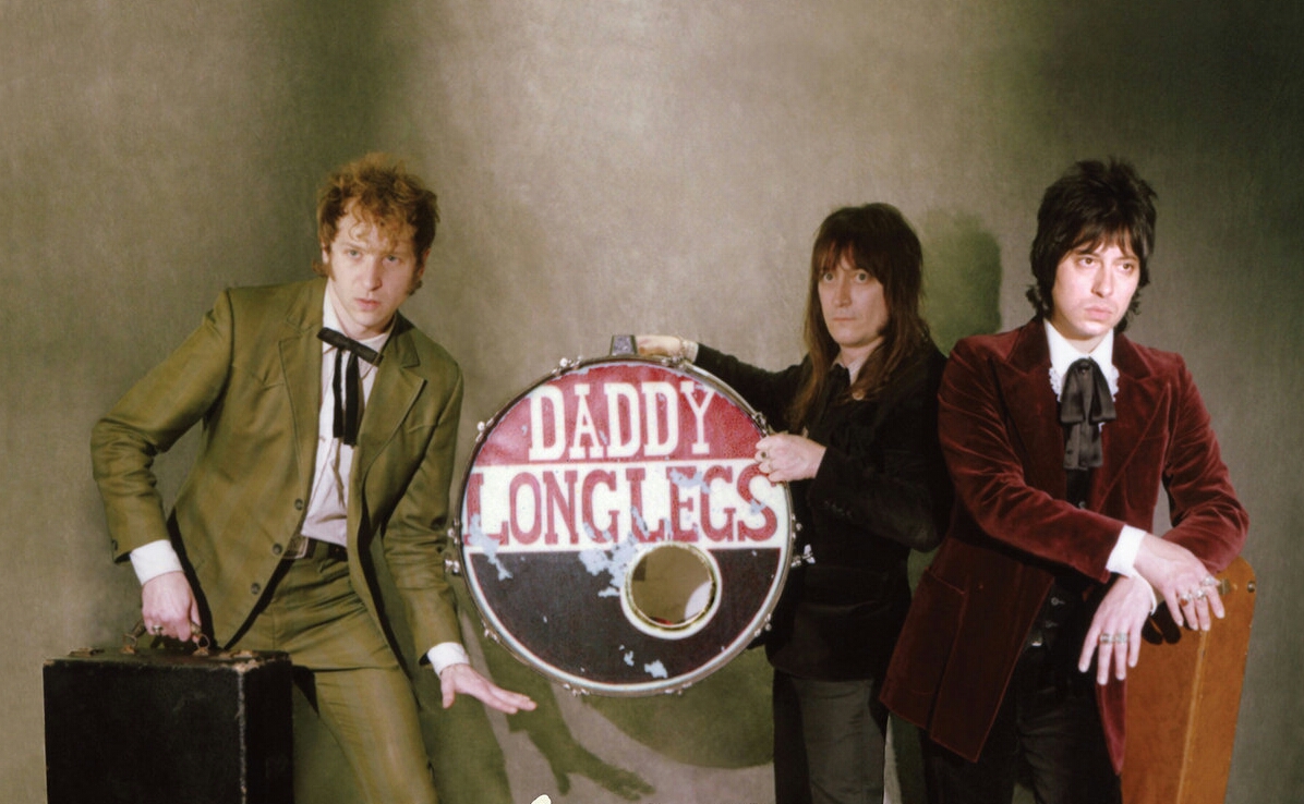 photo Daddy Long Legs Band rock and roll globe