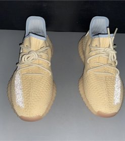 Alternative view of adidas Yeezy Boost 350 V2 "Linen"