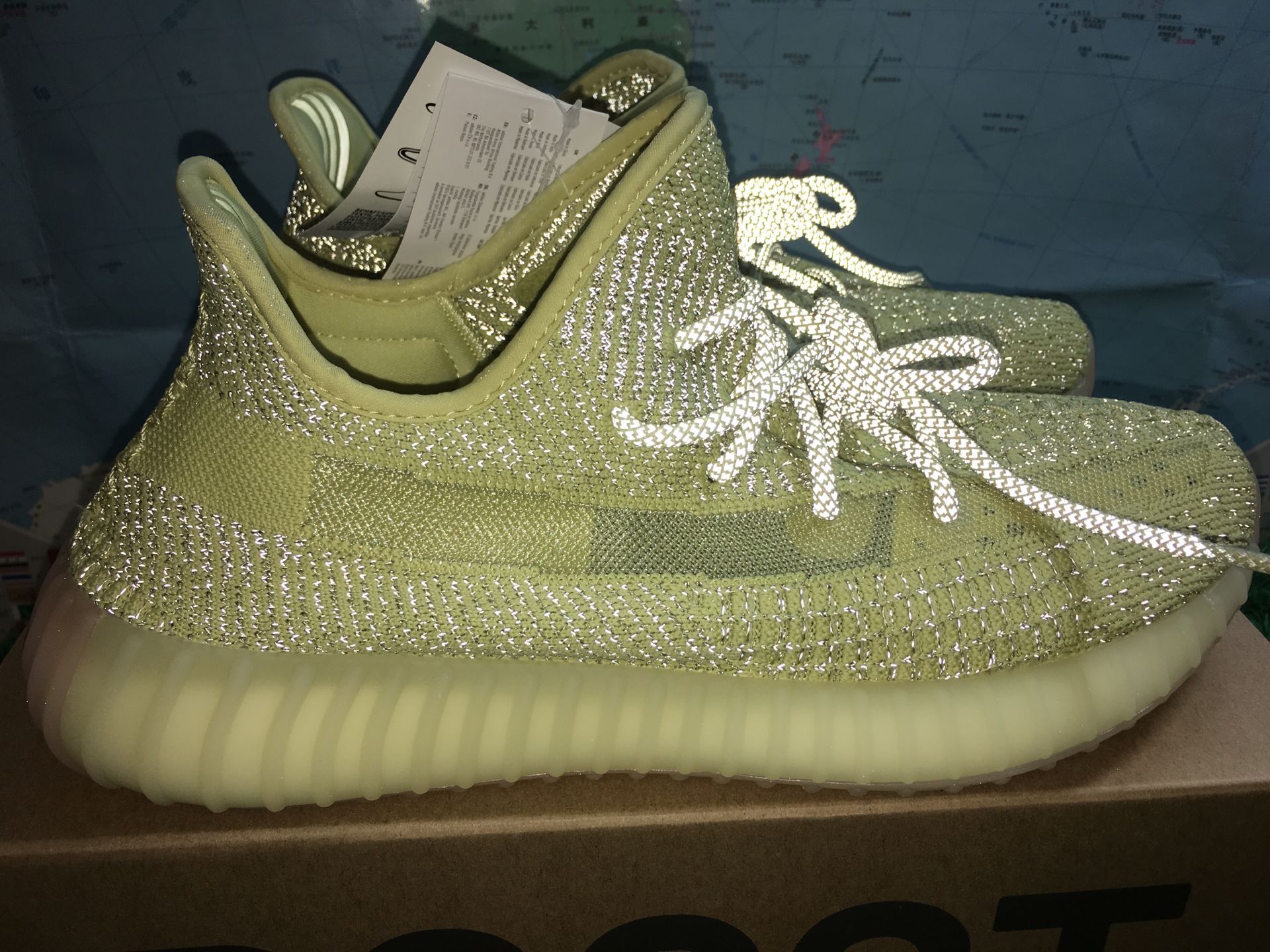 adidas yeezy 350 v2 antlia reflective