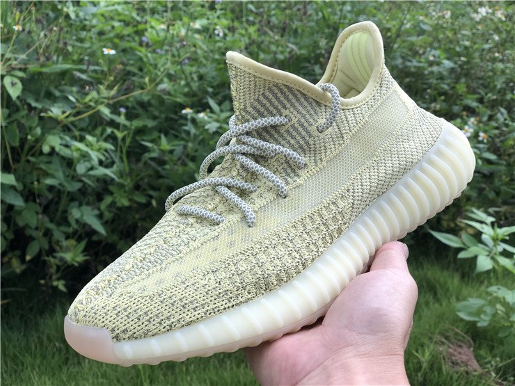 adidas yeezy 350 v2 antlia reflective