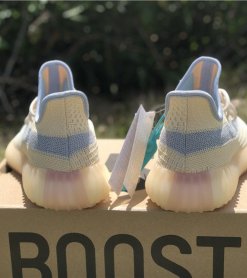 Alternative view of adidas Yeezy Boost 350 V2 "Linen"