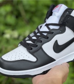 Alternative view of Nike Dunk High "Panda"