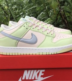 Nike Dunk Low "Lime Ice"