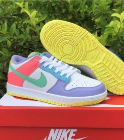 Nike Dunk Low SE "Easter Candy" - Imagen 4
