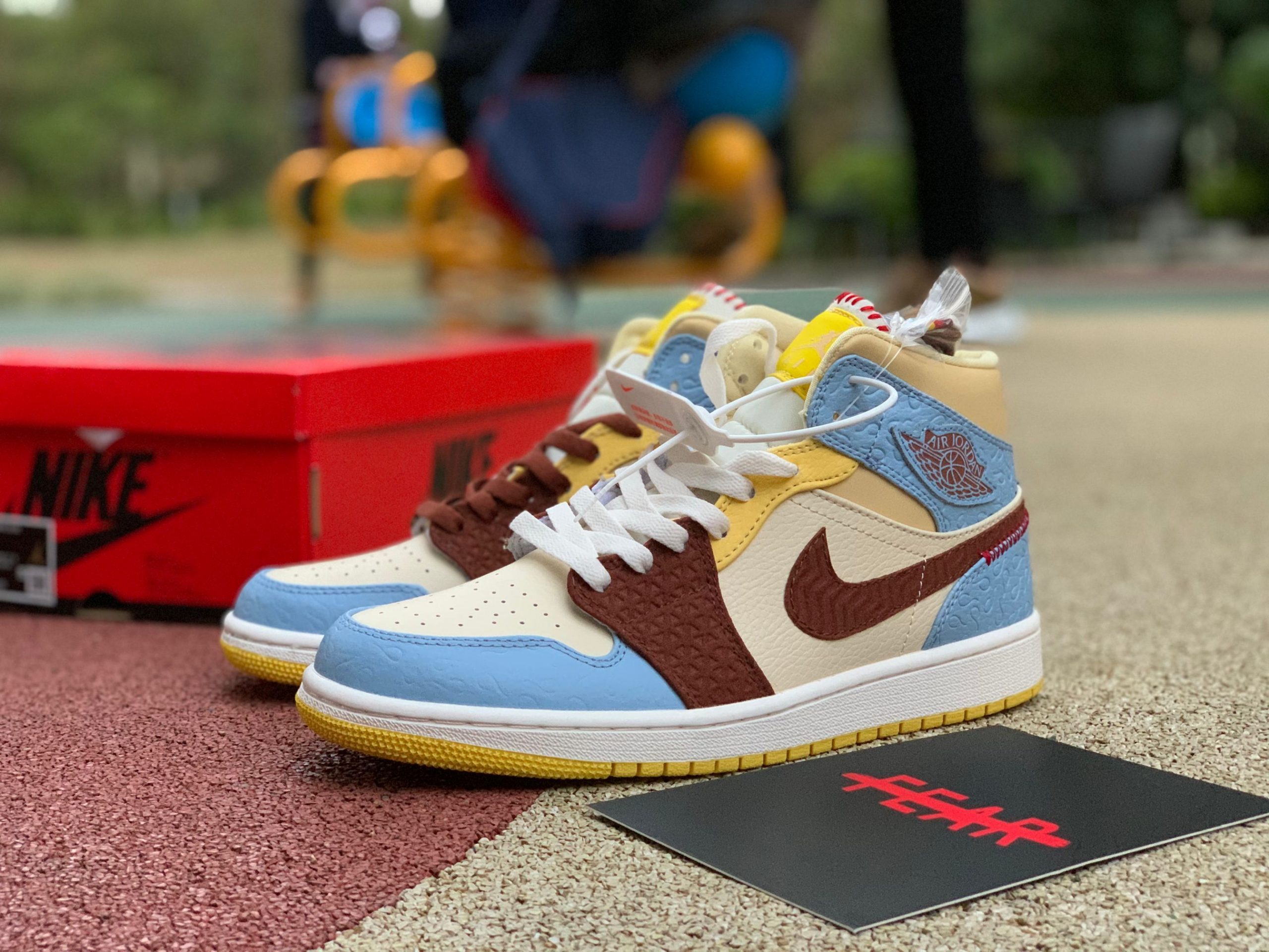 Jordan 1 Mid SE “Fearless Maison Chateau Rouge” – Rocket Sneakers Store