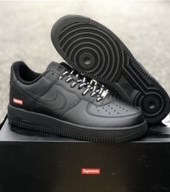 Nike Air Force 1 Low "Supreme Black" - Imagen 2