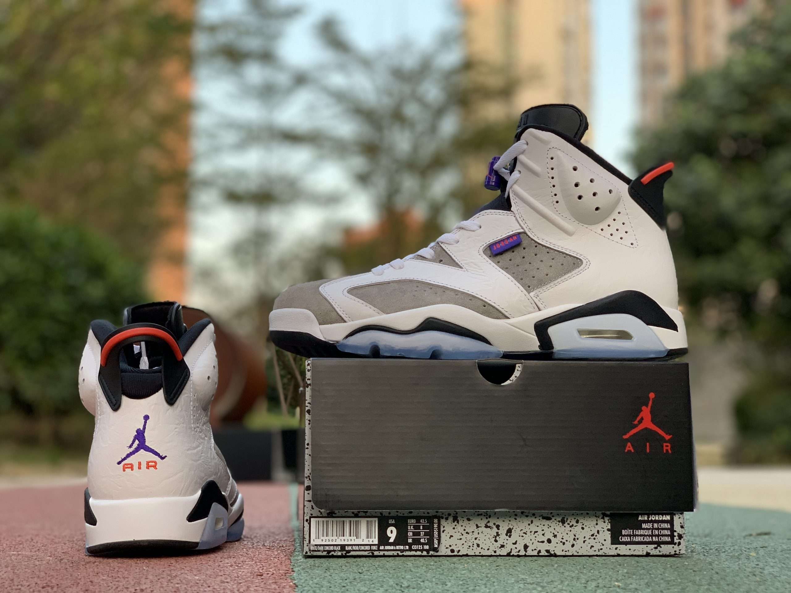 Jordan 6 Retro «Flight Nostalgia» – Rocket Sneakers Store