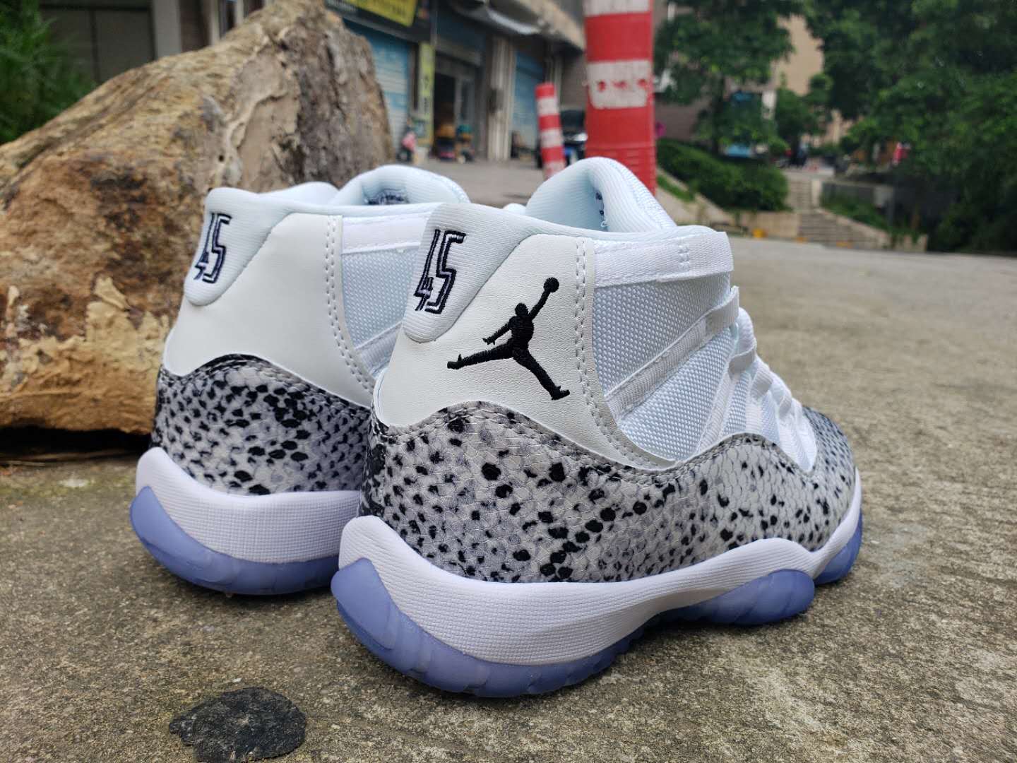 jordans 11 ovo