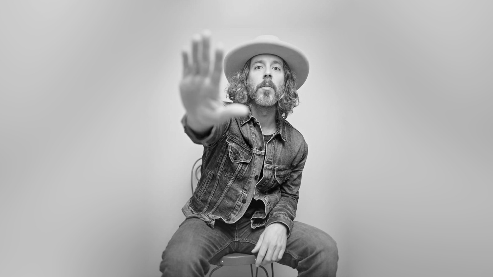 Ryan Hamilton Announces Record Store 