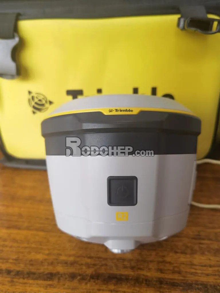 Trimble R2