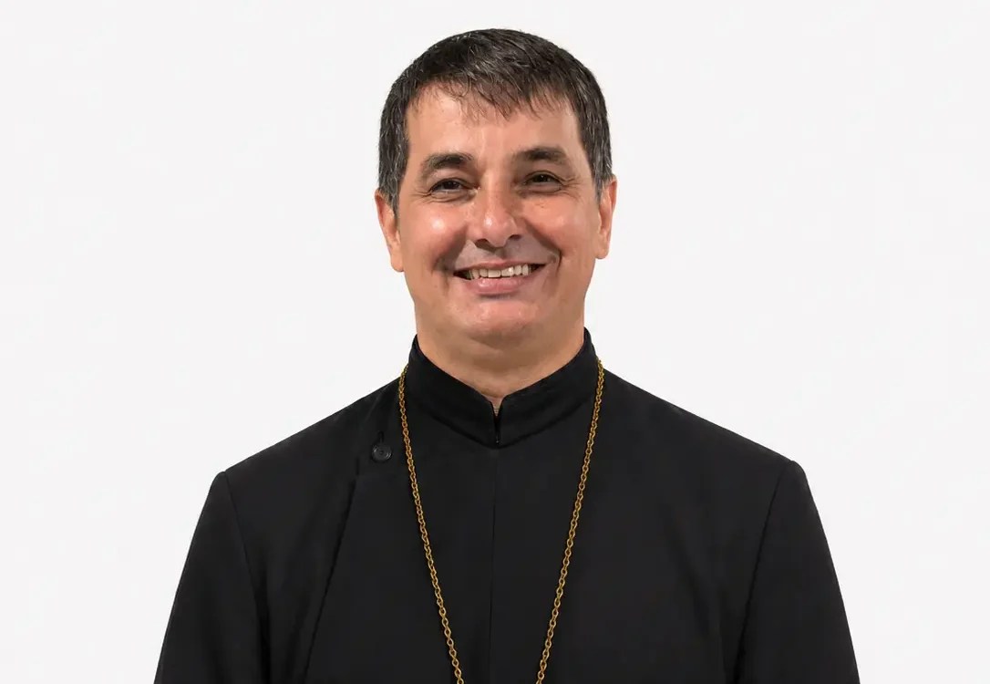 Fr Acsente