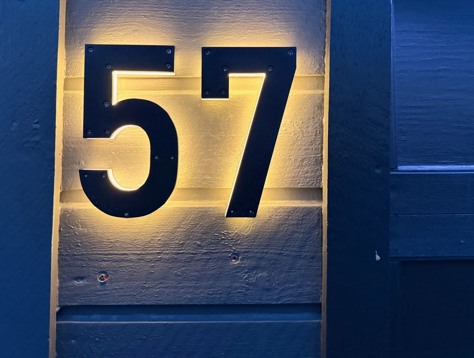3D-Printed LED House Numbers with WLED and Home Assistant