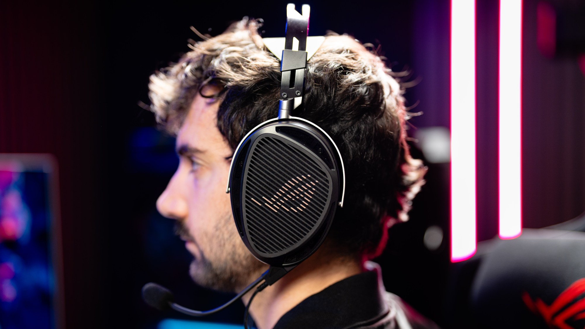 How To Choose A Gaming Headset In 2026 Competitive FPS Immersion And 