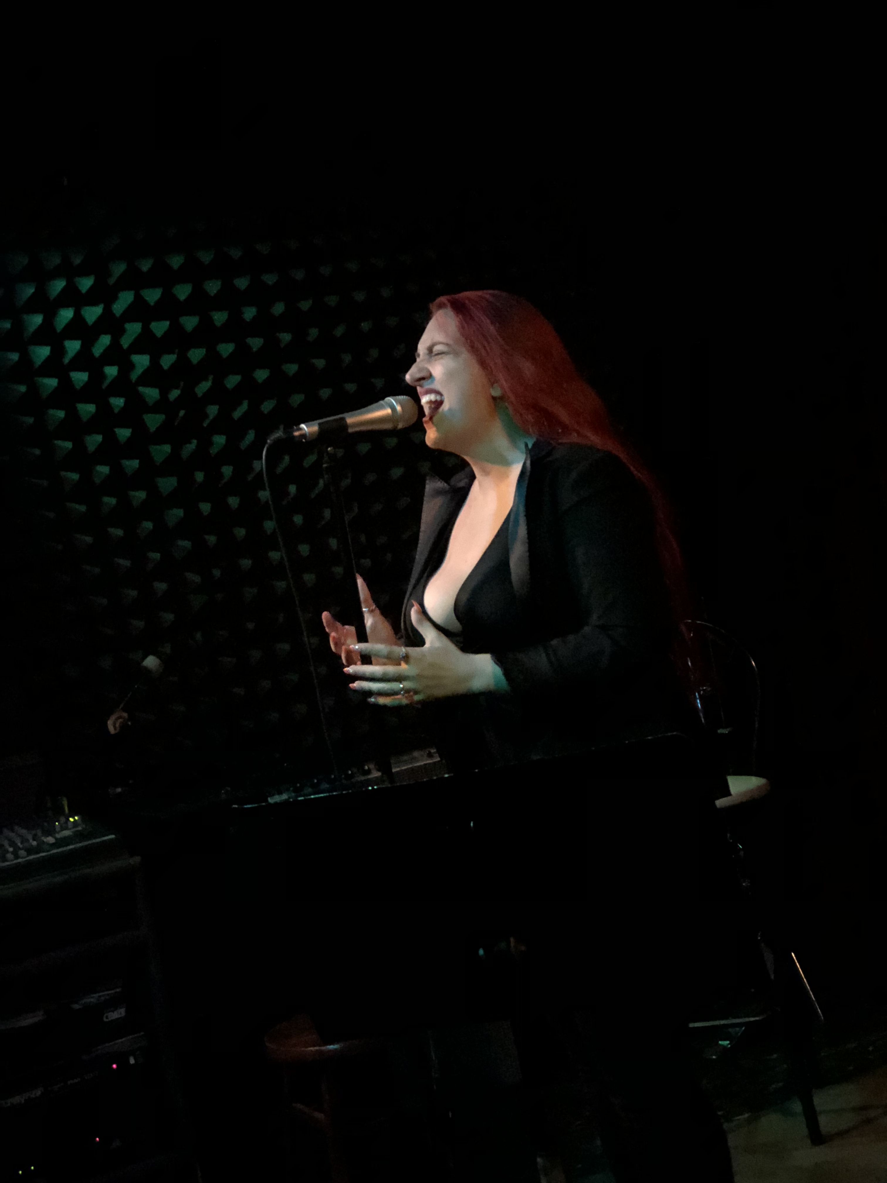 Kaci Machacyk in She Sings Both Ways