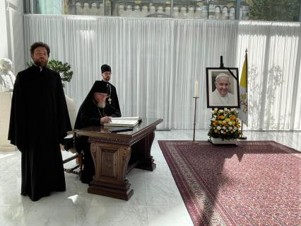 WhatsApp Image 2025-04-25 at 19.49.10 WhatsApp Image 2025-04-25 at 19.49.10