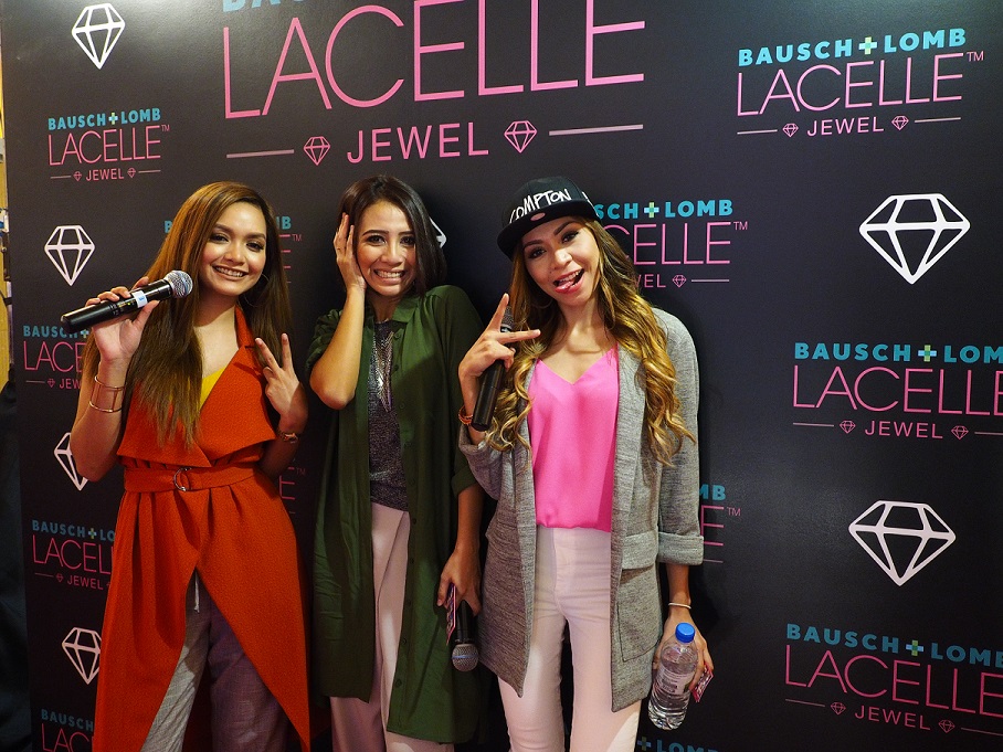 Defam girl group Azira, MANGGIS & Sophia