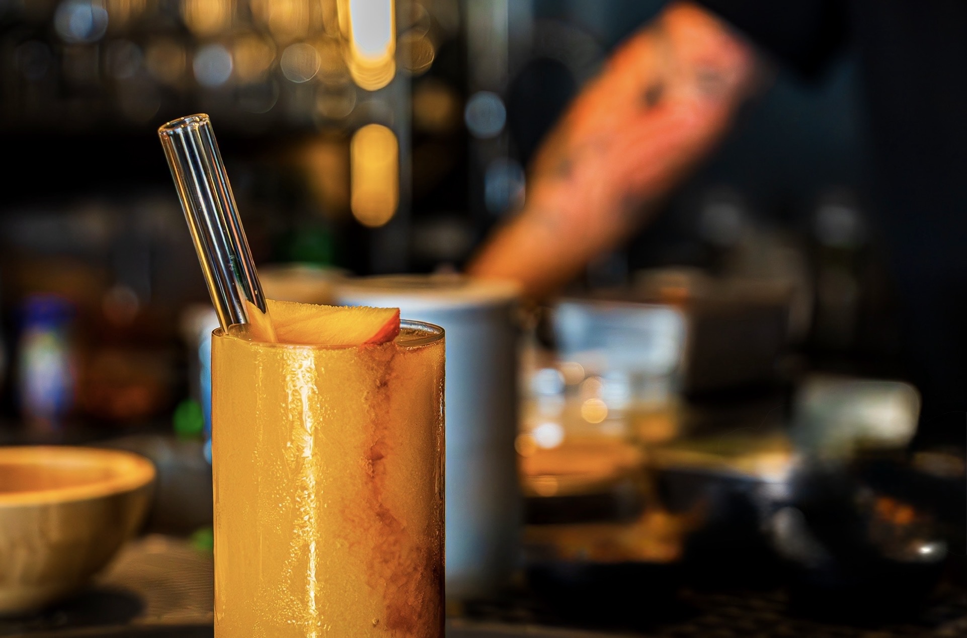 Dangerous Water Brings Prohibition-Era Storytelling to Palma's Sa Gerreria cocktail
