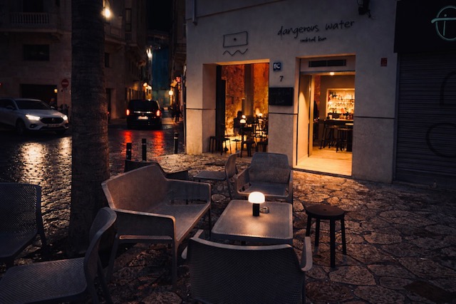 Dangerous Water Brings Prohibition-Era Storytelling to Palma's Sa Gerreria Bar exterior
