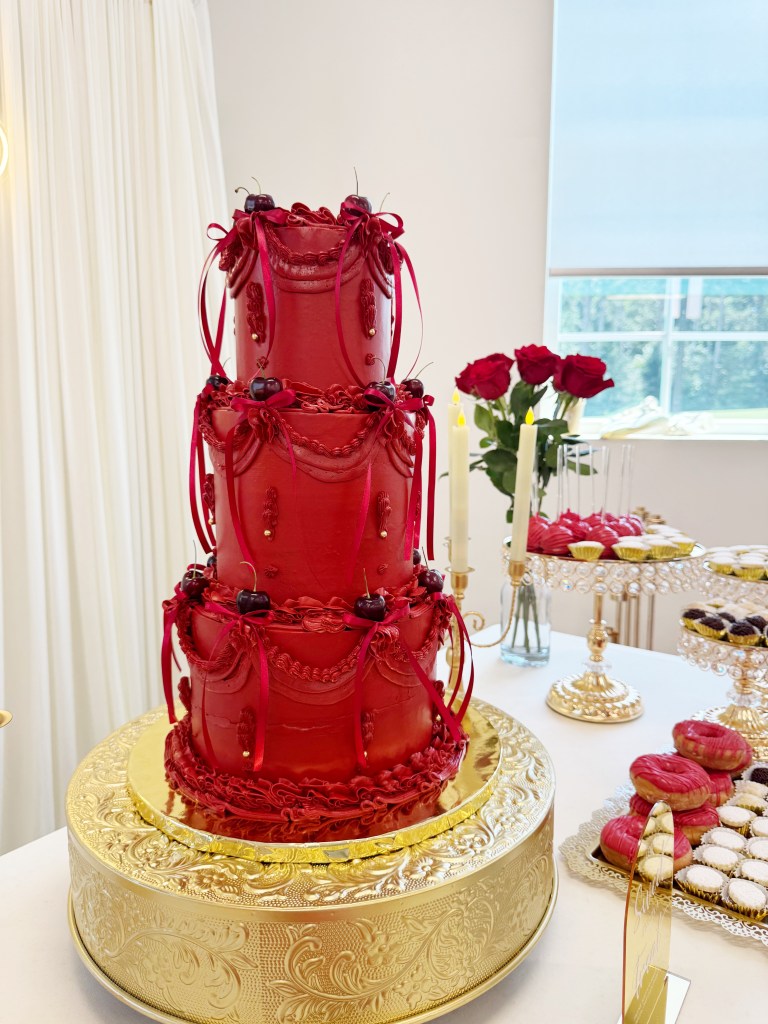 Quinceanera Red Lambeth Cake