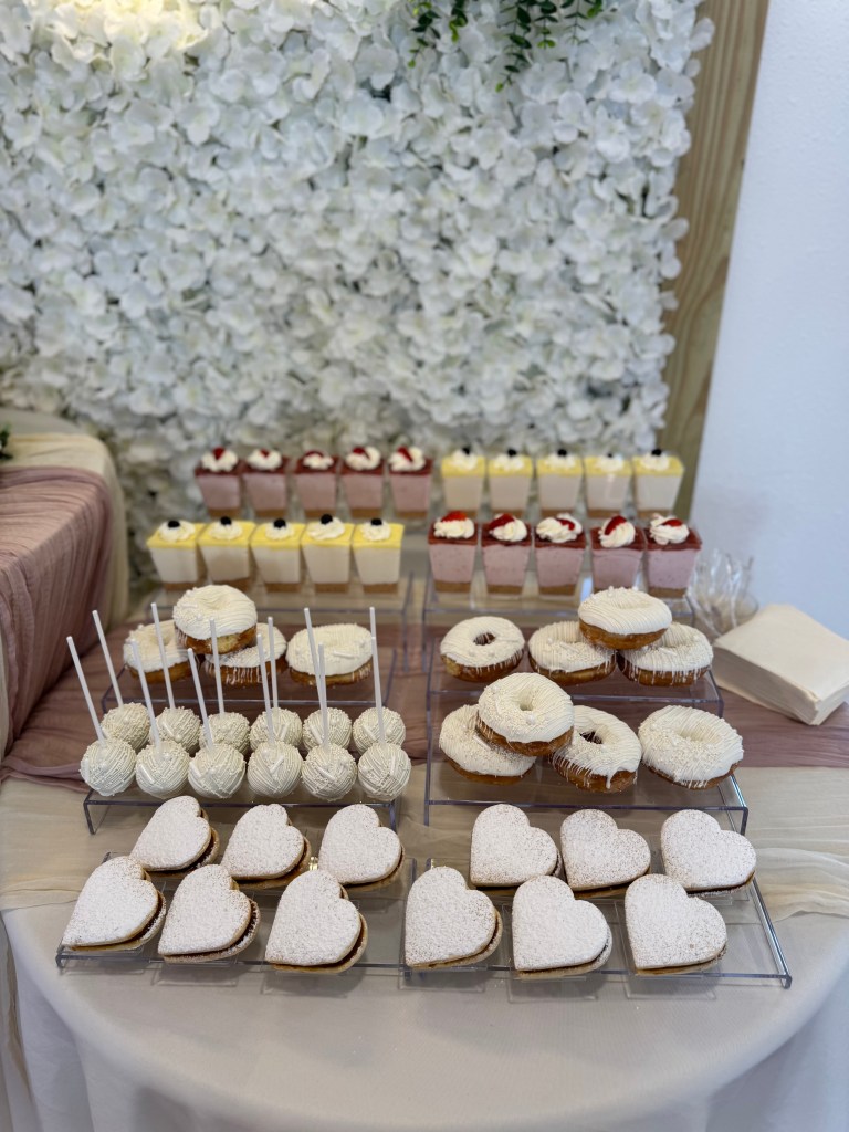 Cheese Cake Shooters for wedding