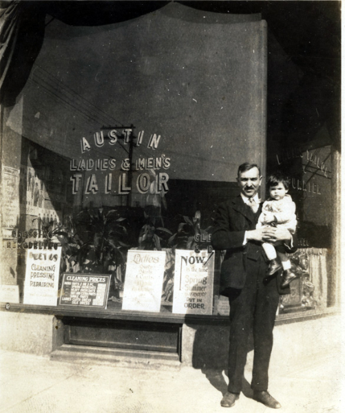 Ben BERESIN with Millie SHANKMAN in front of his store c1928