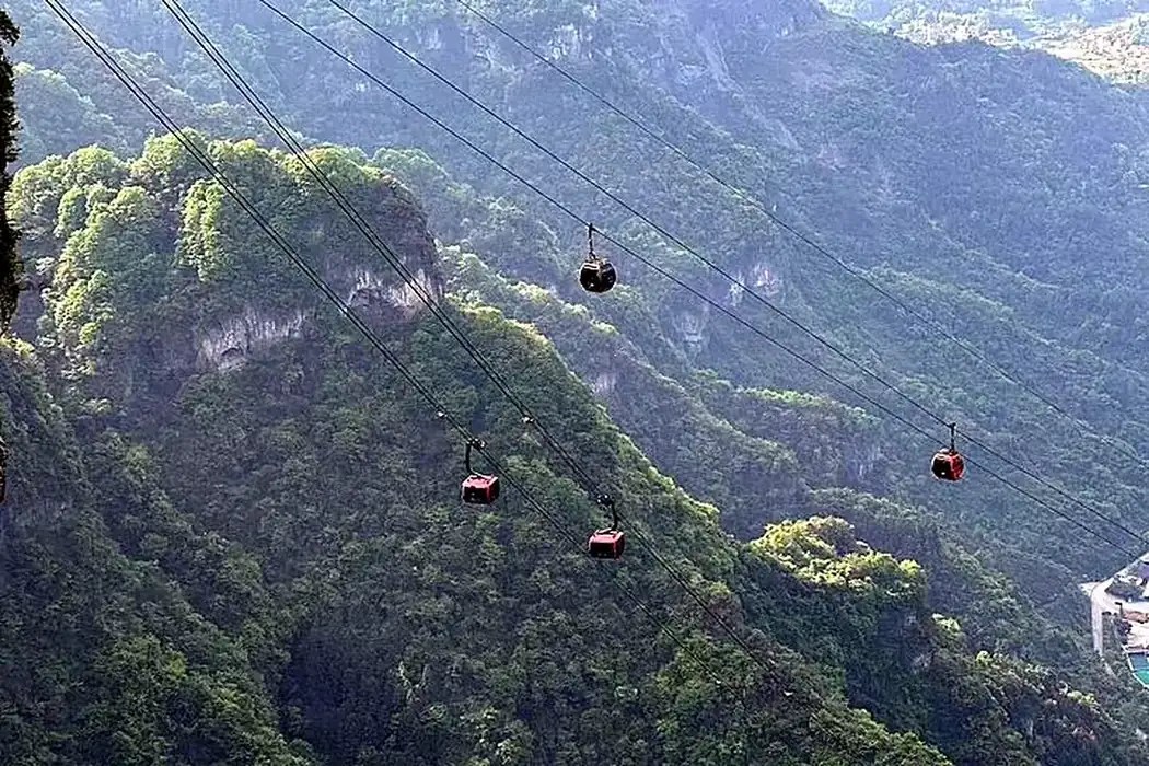 تلفريك جبل تيانمن