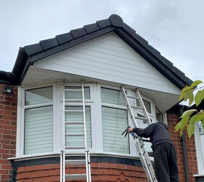 Roofline Dry Verge Dry Ridge