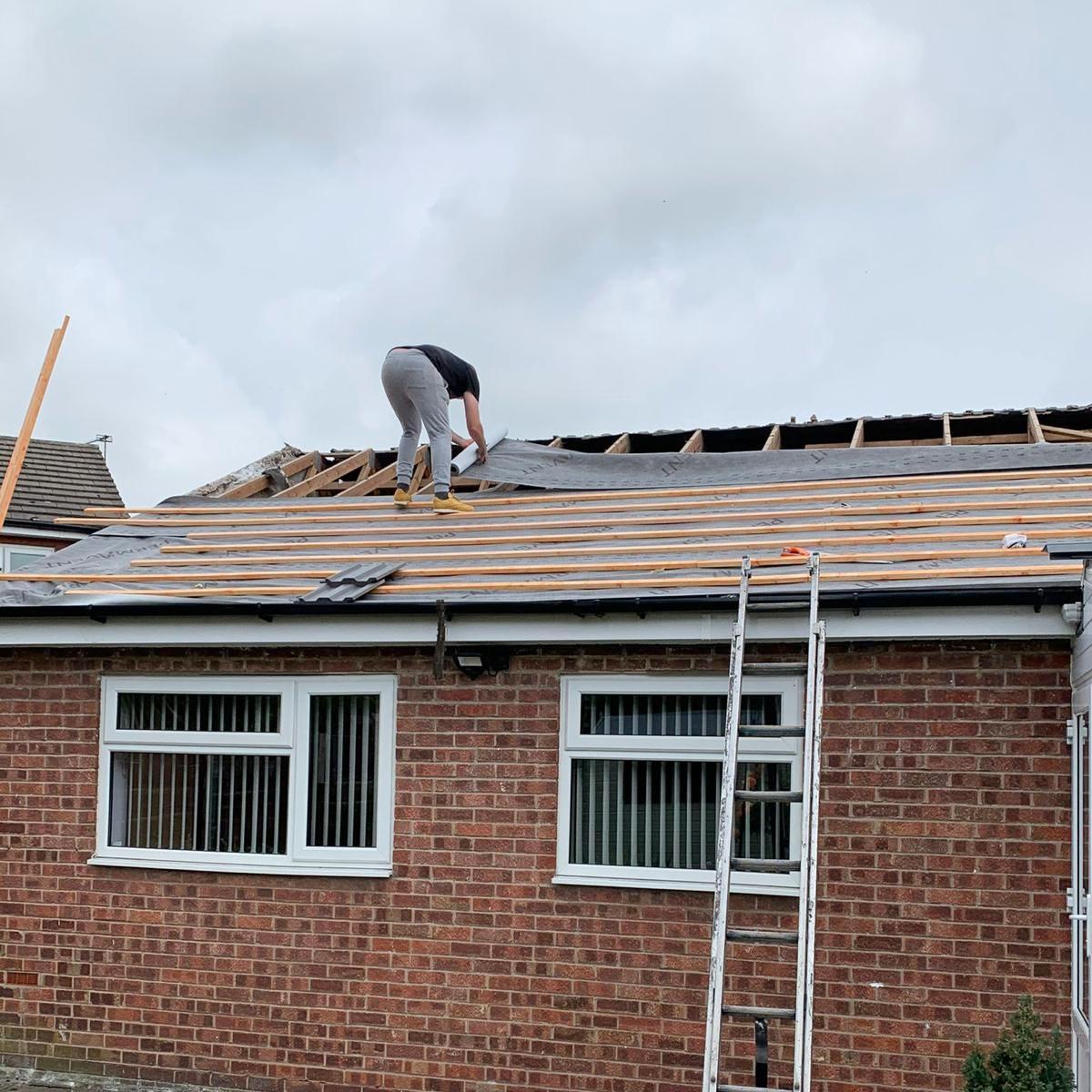 re roofing work