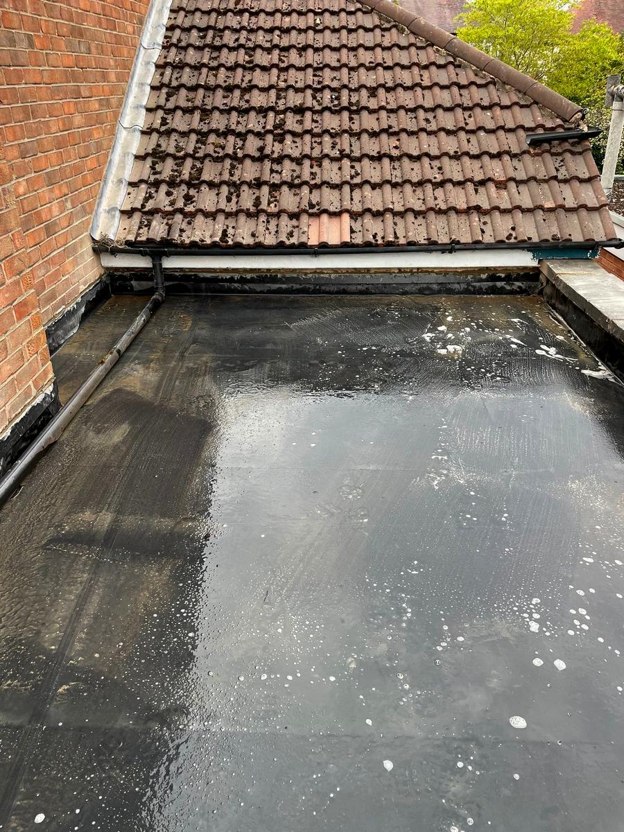 flat roofing work