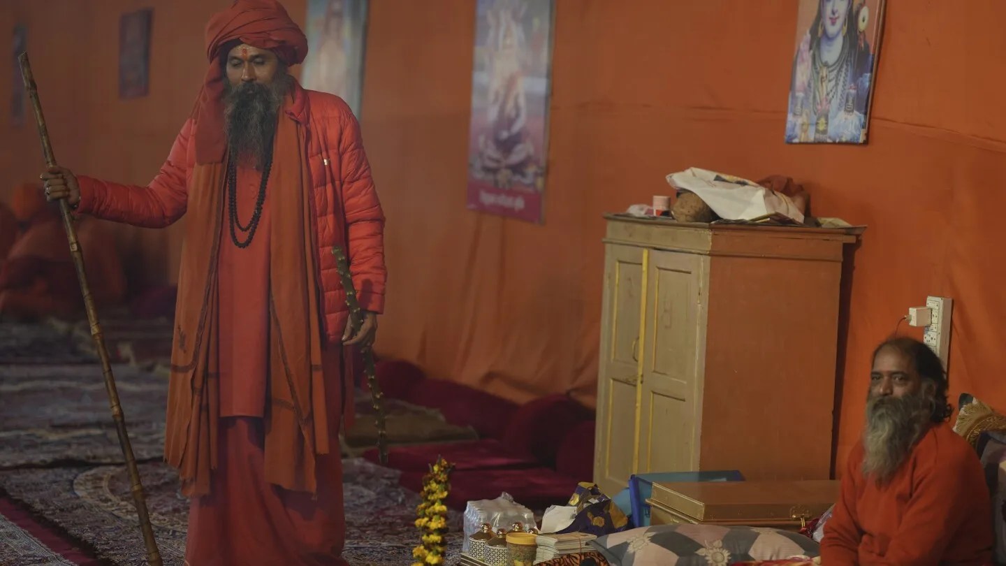 Ash-Clad Hindu Ascetics Embrace Divine Purity at the Maha Kumbh Festival