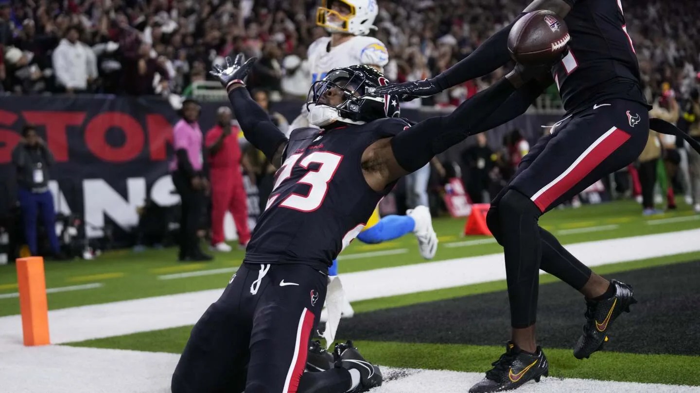 Texans Stun Chargers with Four Interceptions, Triumph 32-12 in Wild-Card Showdown