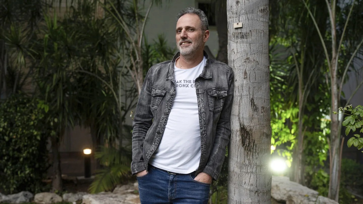 Israeli Father Shares Heartfelt Connection with Daughter Held by Hamas