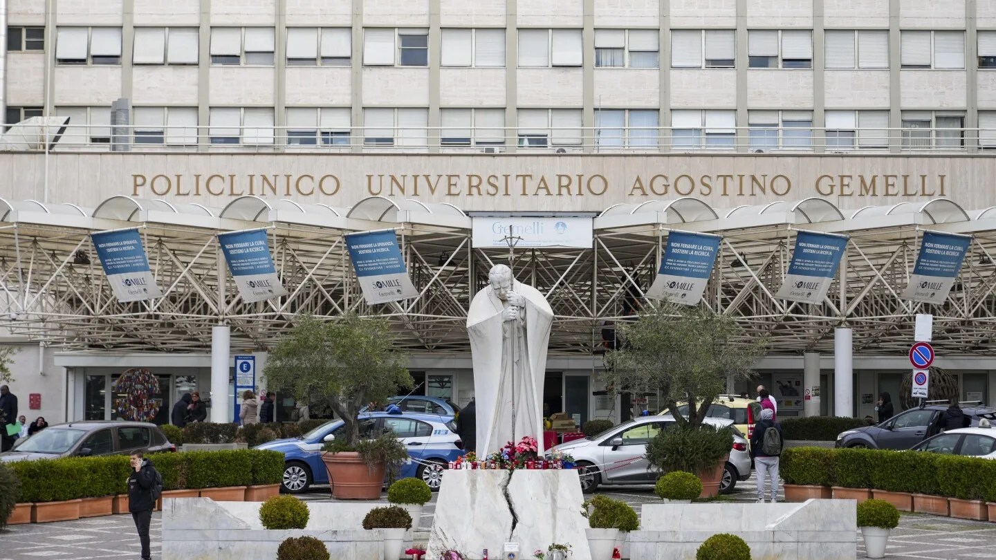 Pope Continues Hospital Stay as Doctors Address Complicated Respiratory Infection