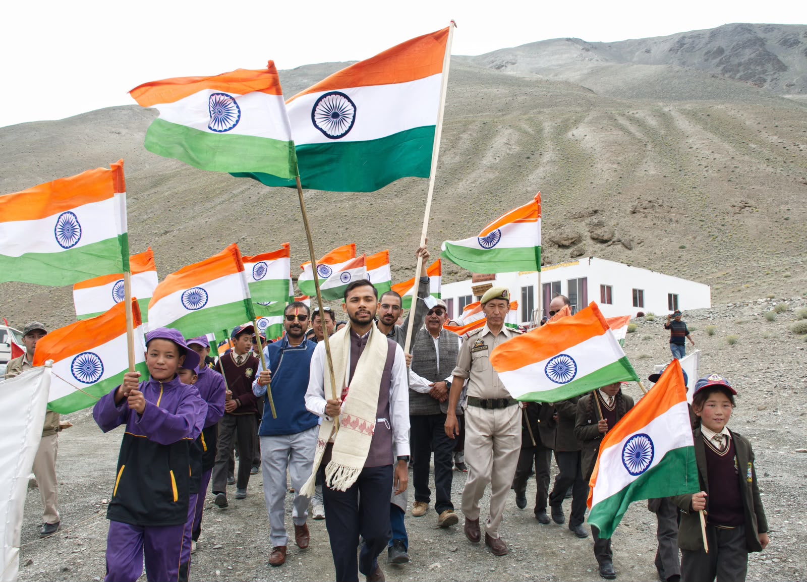 National Handloom Day Celebrated with Tiranga Yatra at Lukung, Changthang