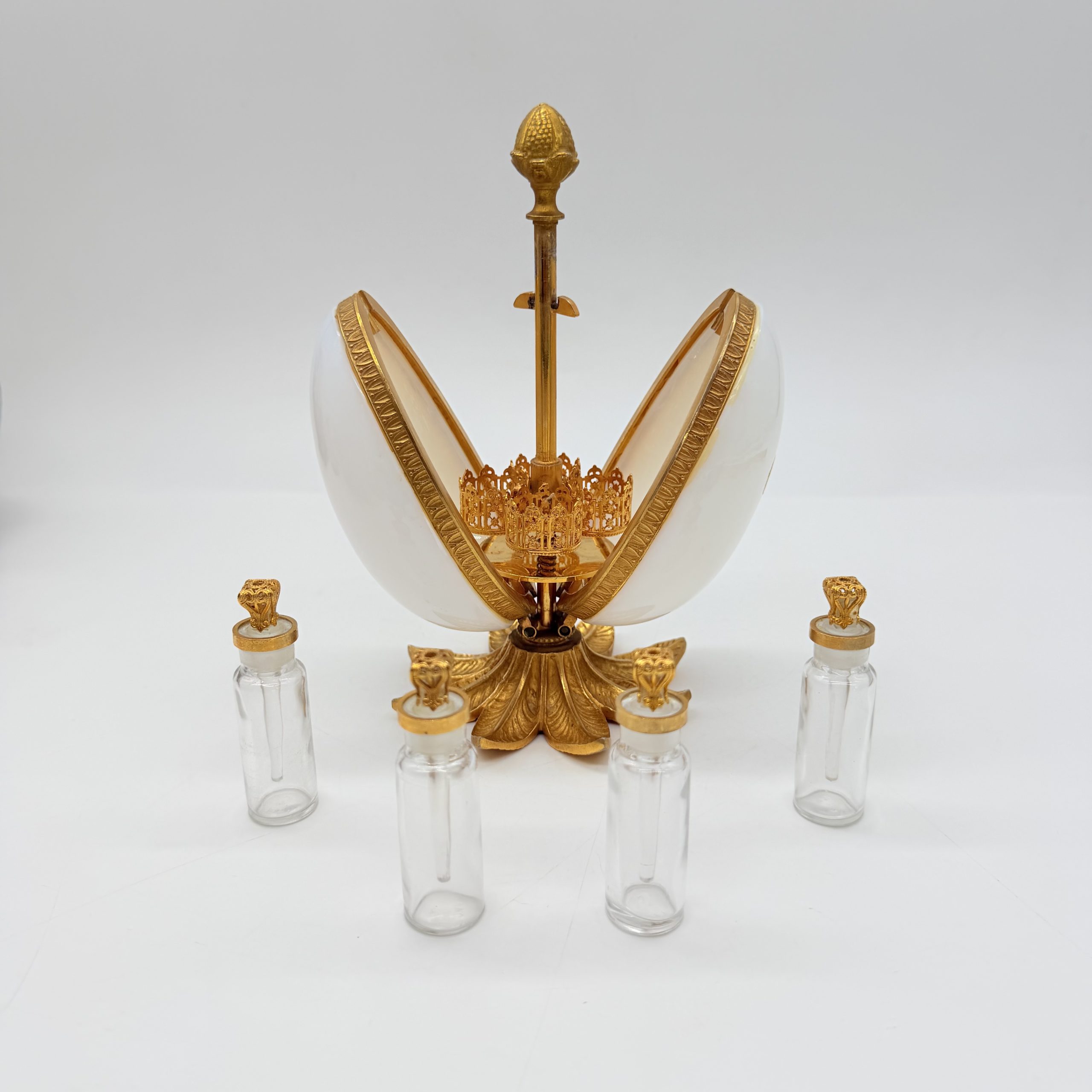 French White Opaline Egg-Shaped Perfume Casket with Four Baccarat Crystal Scent Bottles, Napoleon III
