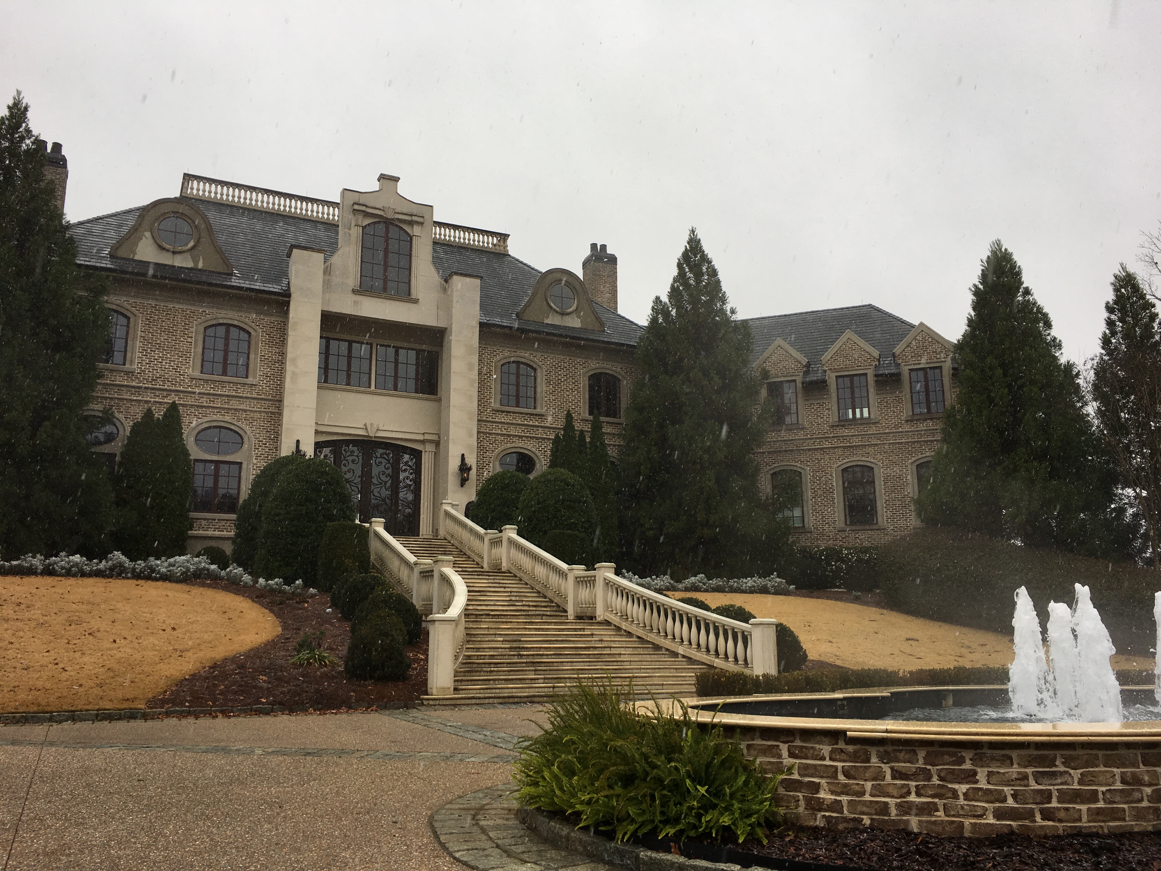 Prince Harry, Meghan Markle Living in Tyler Perry's L.A. Mansion | Us Weekly, image size:4032x3024