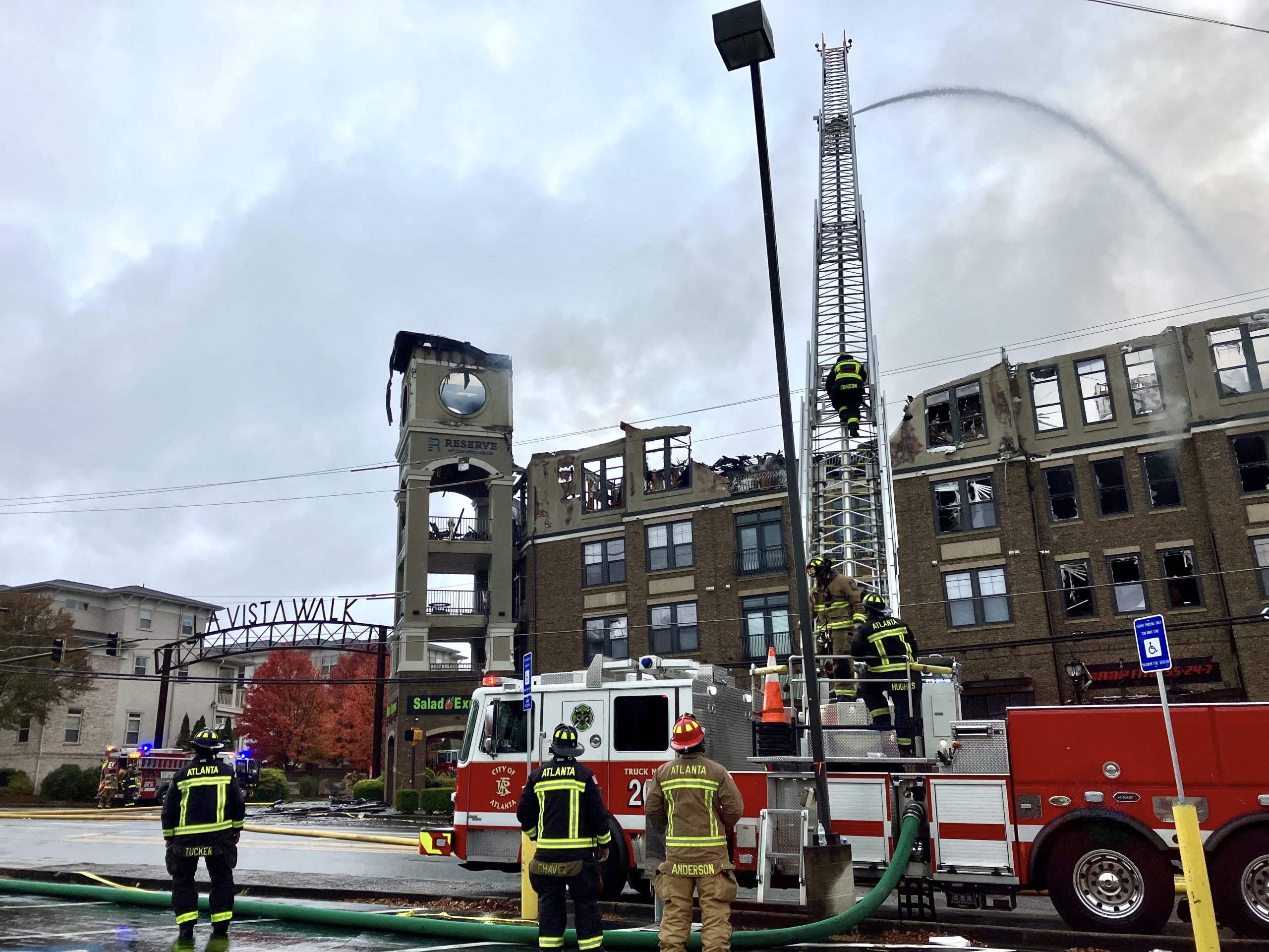 Update: residents of fire-damaged atlanta apartment complex file class