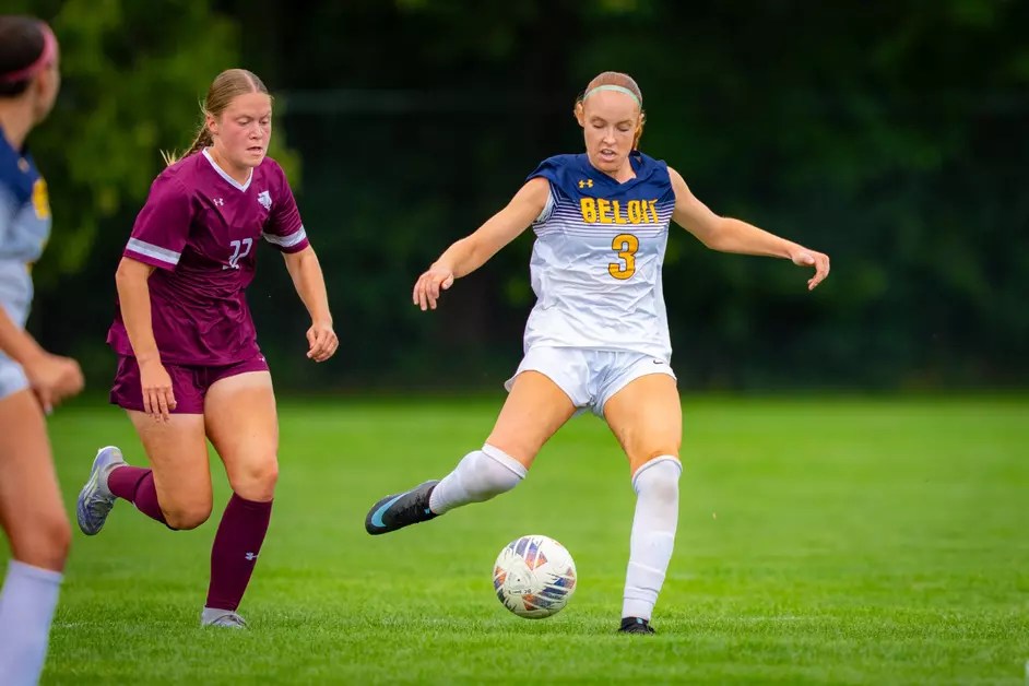 Women’s Soccer Captures Win on Senior Day