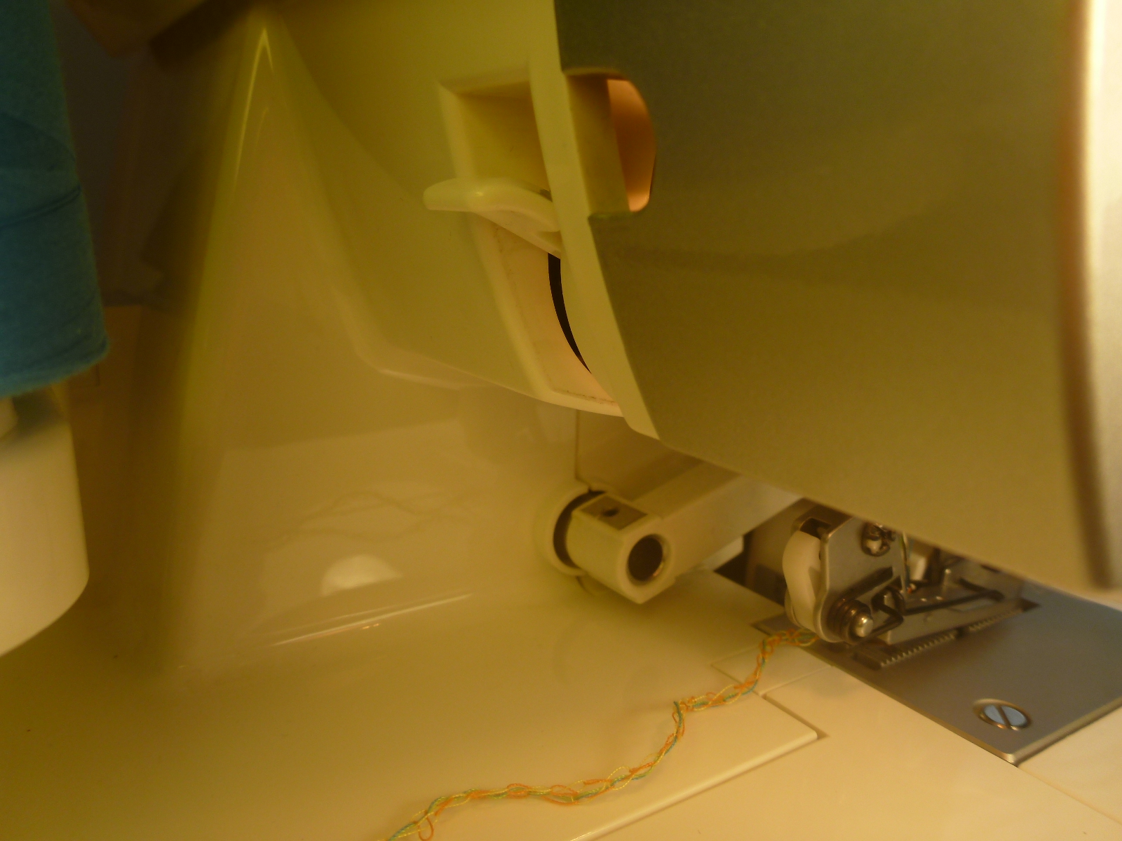 Singer VS Brother Part 2 Stitch Quality & Threading Comparison!! RoxanneStitches