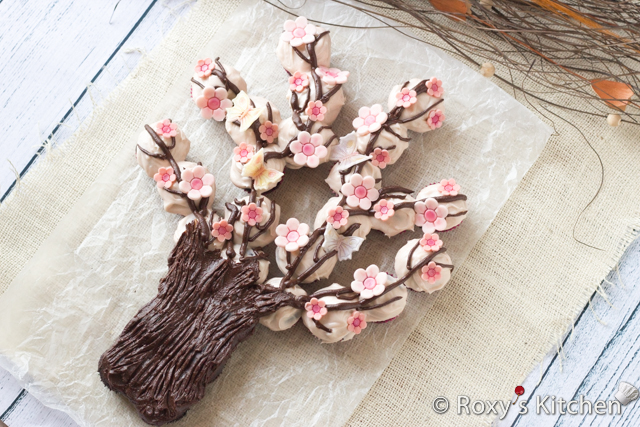 Spring Blossom Tree Made Out of Cupcakes | Roxy's Kitchen