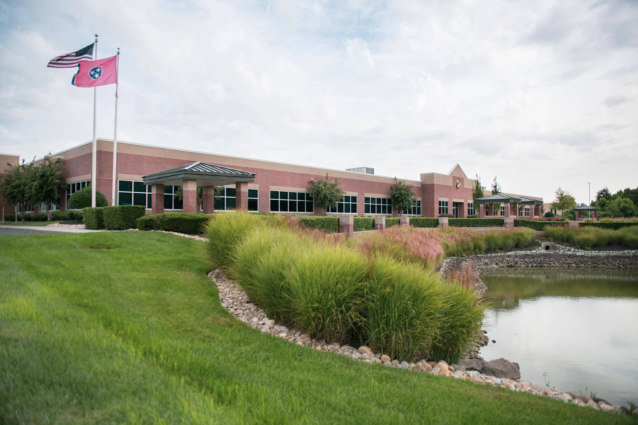 You can not see the difference between the two floors. Property Listings - R&R Properties - Oak Ridge, TN