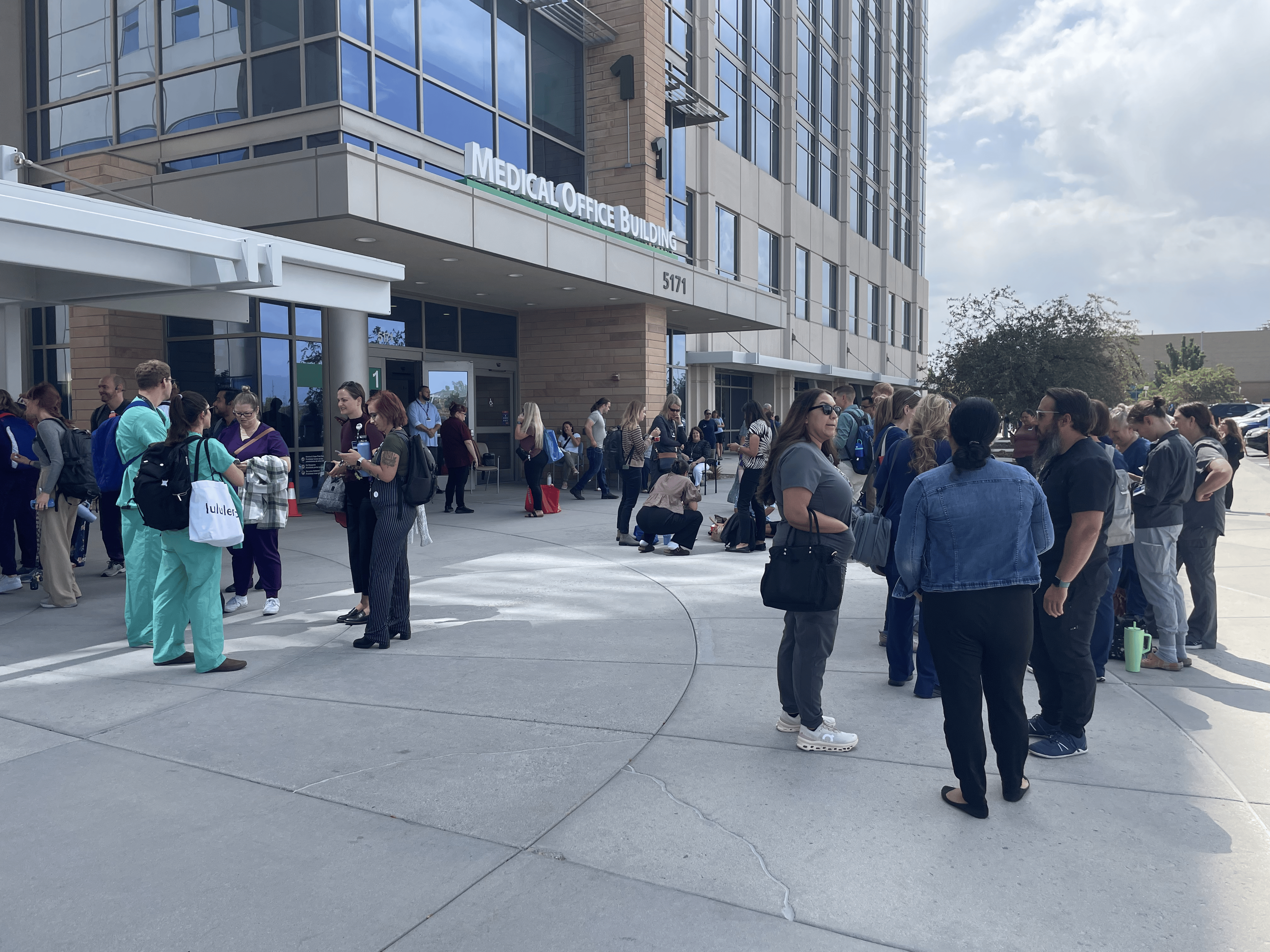 Regular And Backup Power Lost At Intermountain Medical Center In Murray, Ambulances Being Diverted 1 ywAAAAAAQABAAACAUwAOw==