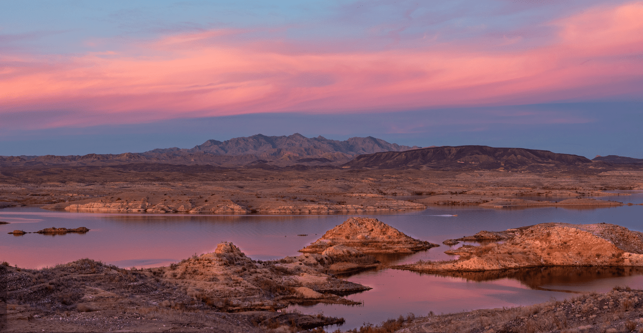 Out of the places to pull into around lake mead recreation area, this is one. Share The Experience Lake Mead National Recreation Area