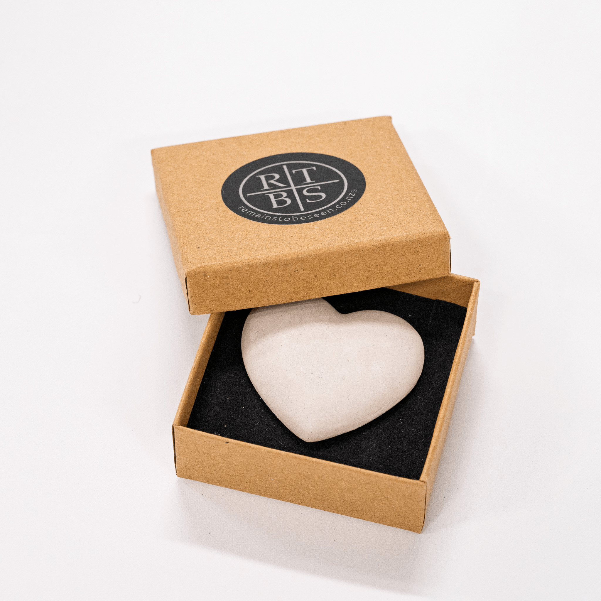 Memorial ornament packaging