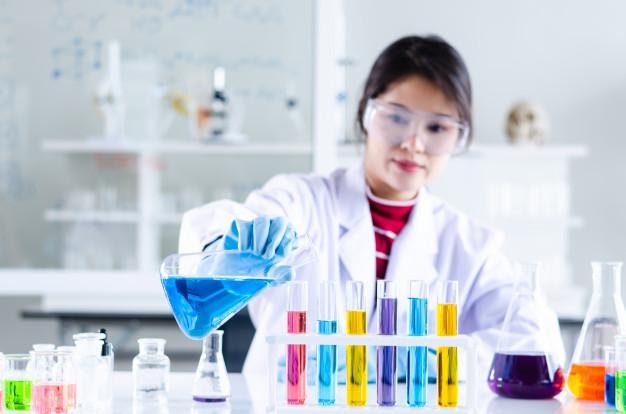 Manfaat Biologi Dalam Berbagai Bidang Kehidupan Manusia Biologi Kelas 10 Dalam ekonomi kreatif kegiatan ini dapat diterapkan dalam bidang pendidikan periklanan hingga yang kasual.