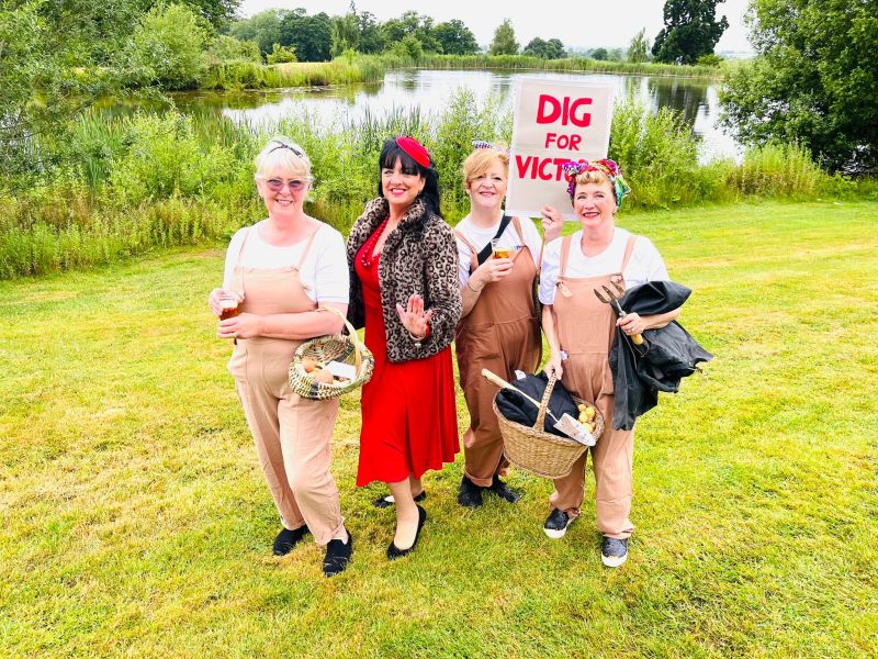 Gallery Ruby Ann Sings - Gorgeous Desktop Dark Textures | Free Download