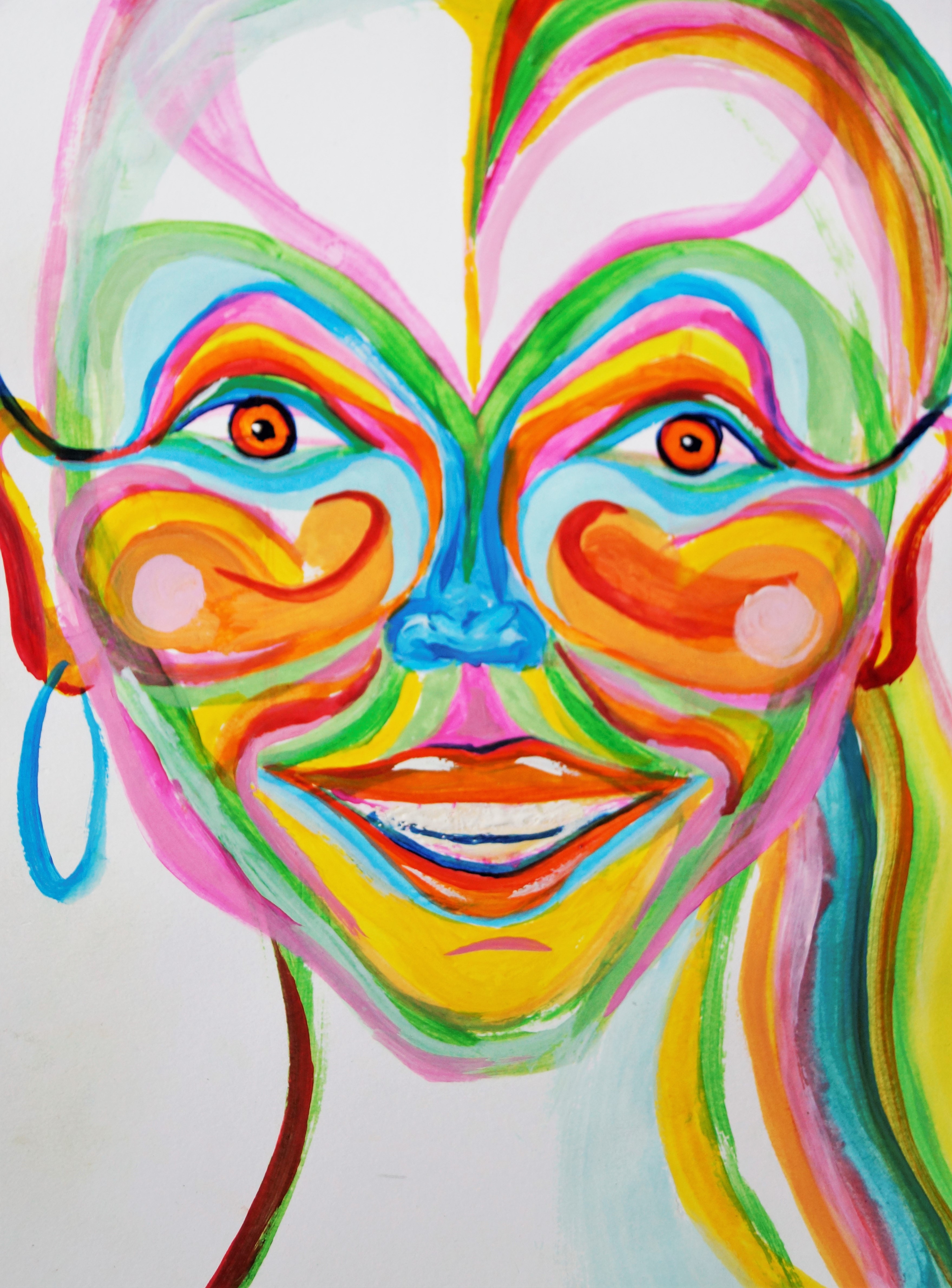 Mjin verslaafde huisgenoten vonden haar erg leuk om naar te kijken.