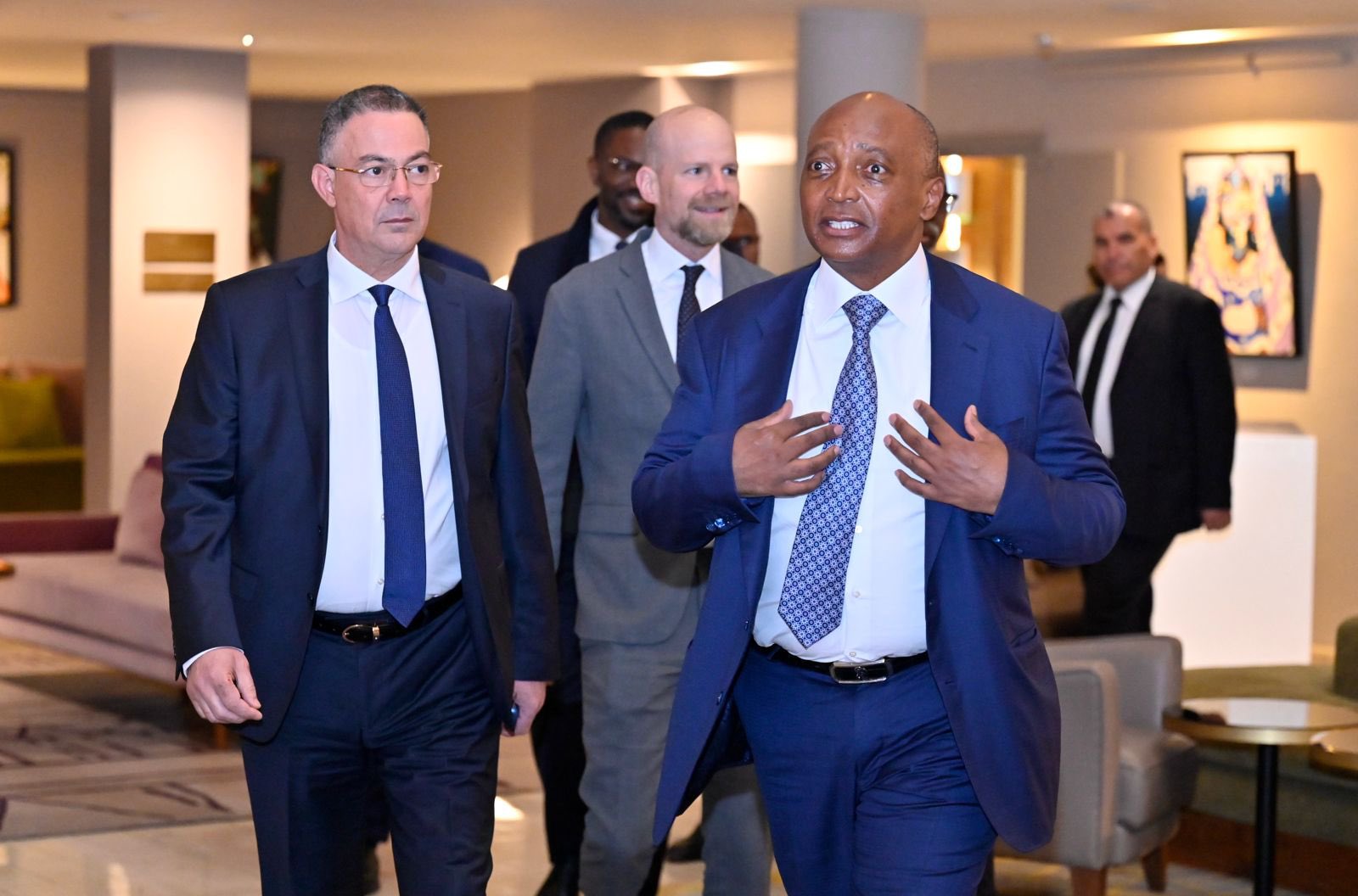 موتسيبي يدعو إلى اجتماع طارئ لمراجعة قوانين التأديب داخل الكاف بعد مهزلة عقوبات نهائي الكان